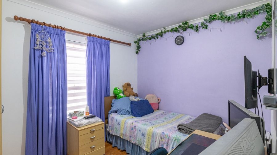 3 Bedroom Property for Sale in Wynberg Western Cape